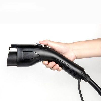 9kW Type1 White Electric Car Charger Cable Plug 40A ,Single Gun Charging Cable AC 110V-240V